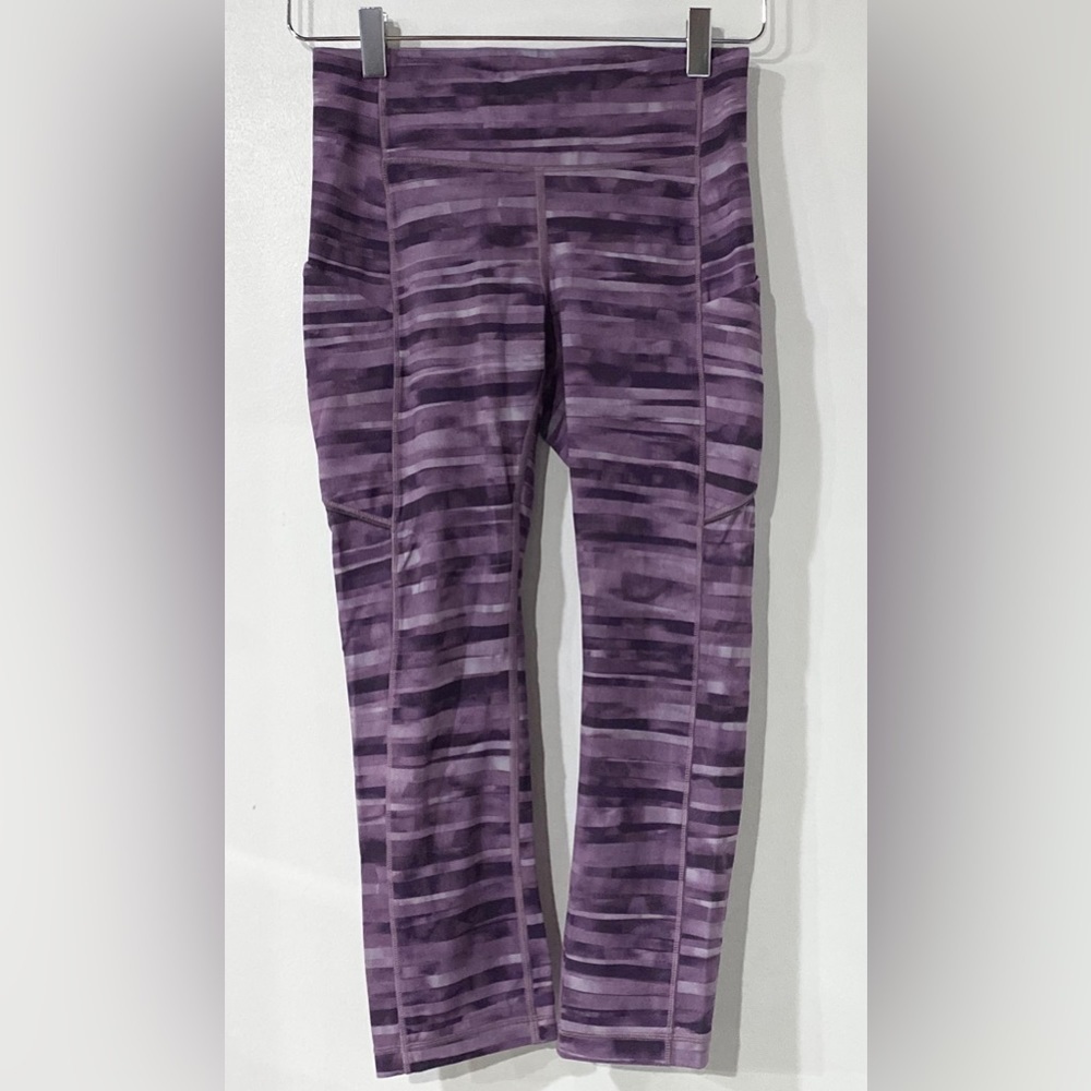 Lululemon Speed Up Crop *21" in Shadowed Smoked‎ Mullberry 4